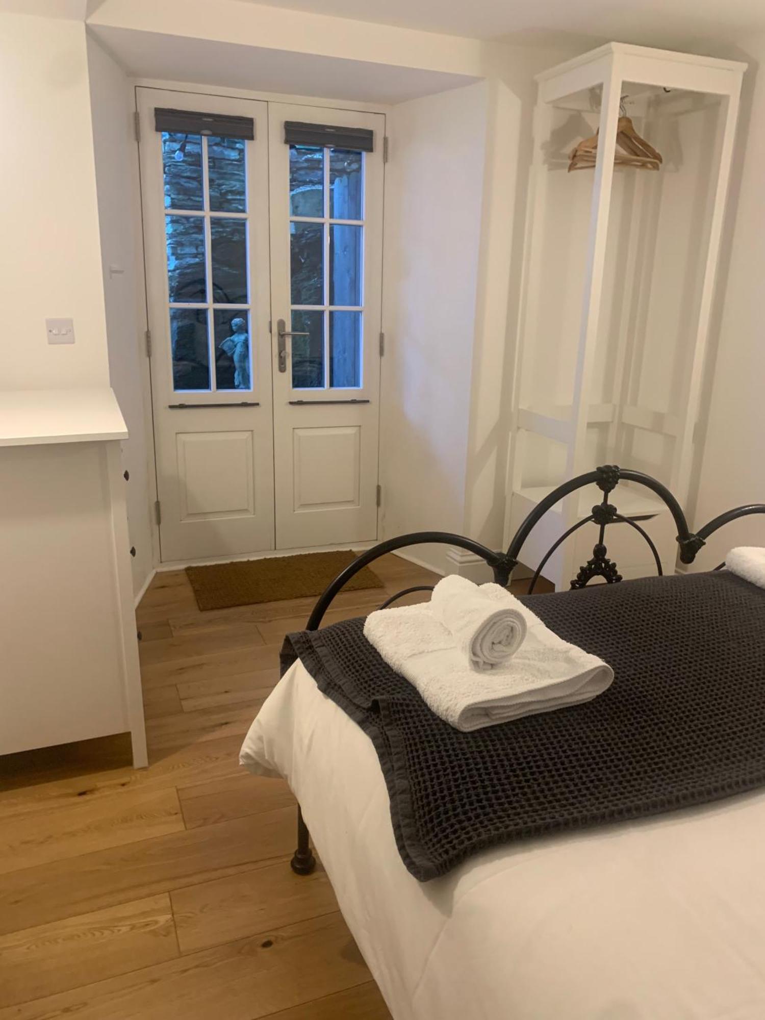 Georgian Holiday Apartment In Боскасл Экстерьер фото
