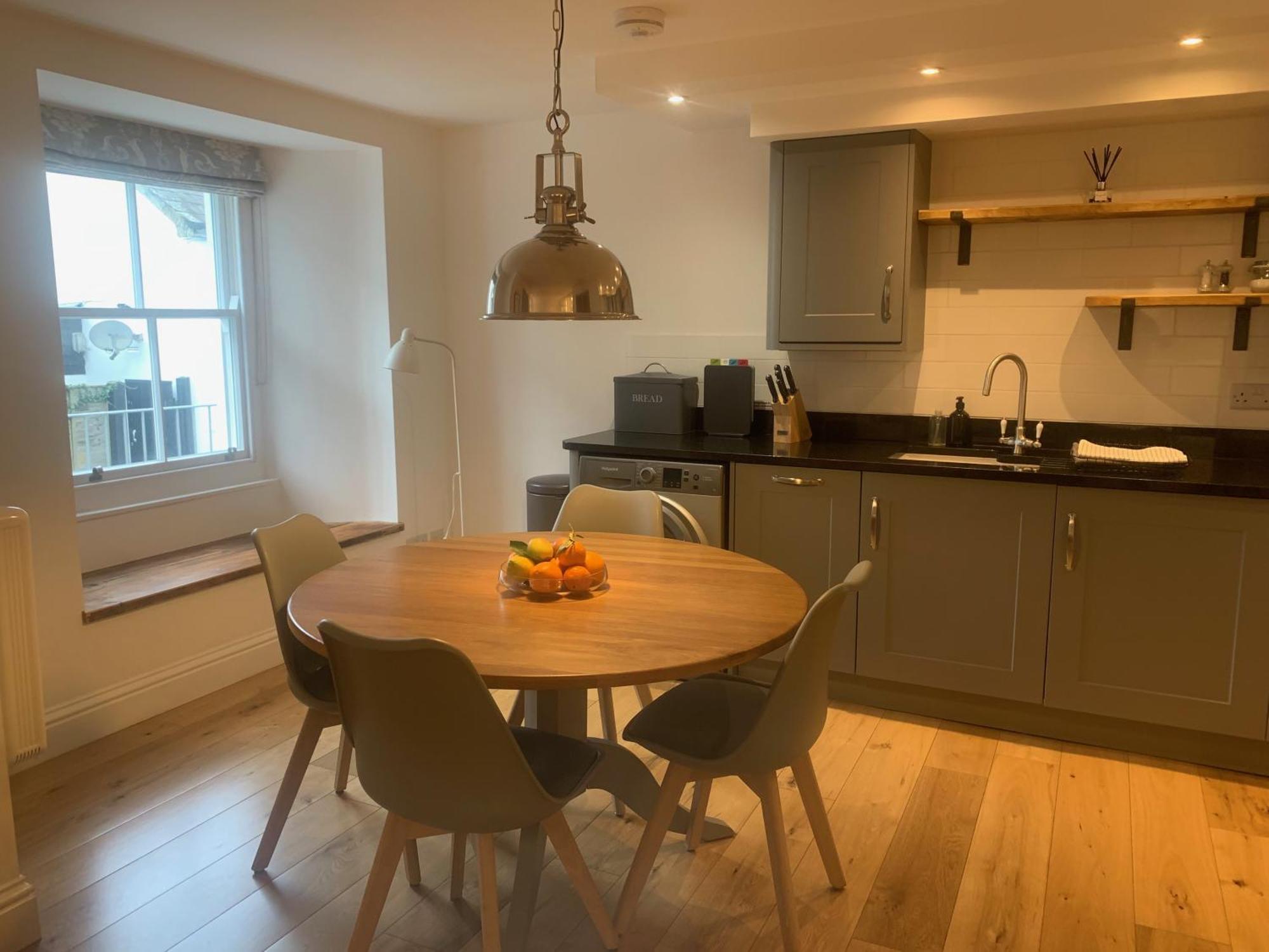 Georgian Holiday Apartment In Боскасл Экстерьер фото